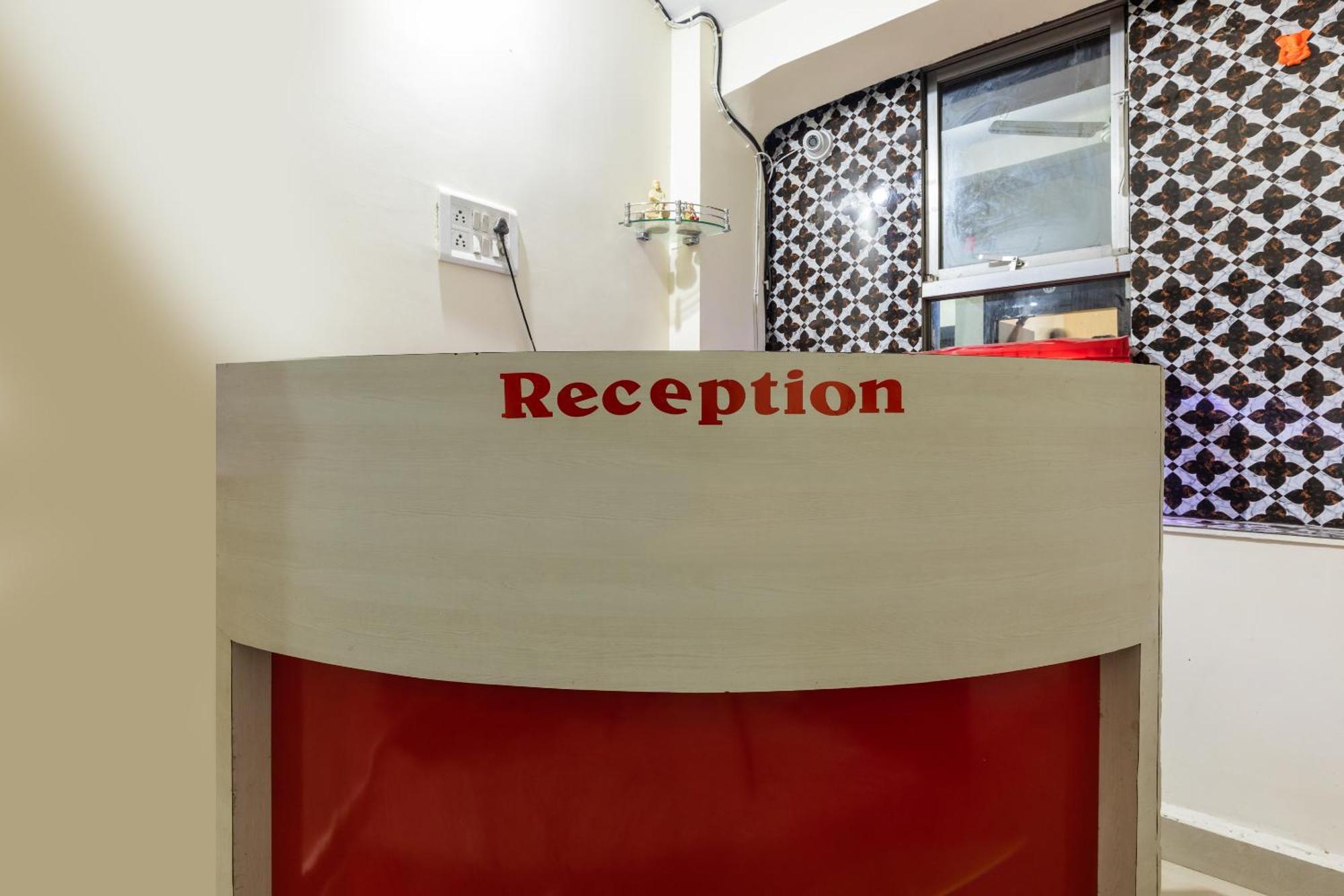 Hotel O Palash House Бопал Екстериор снимка