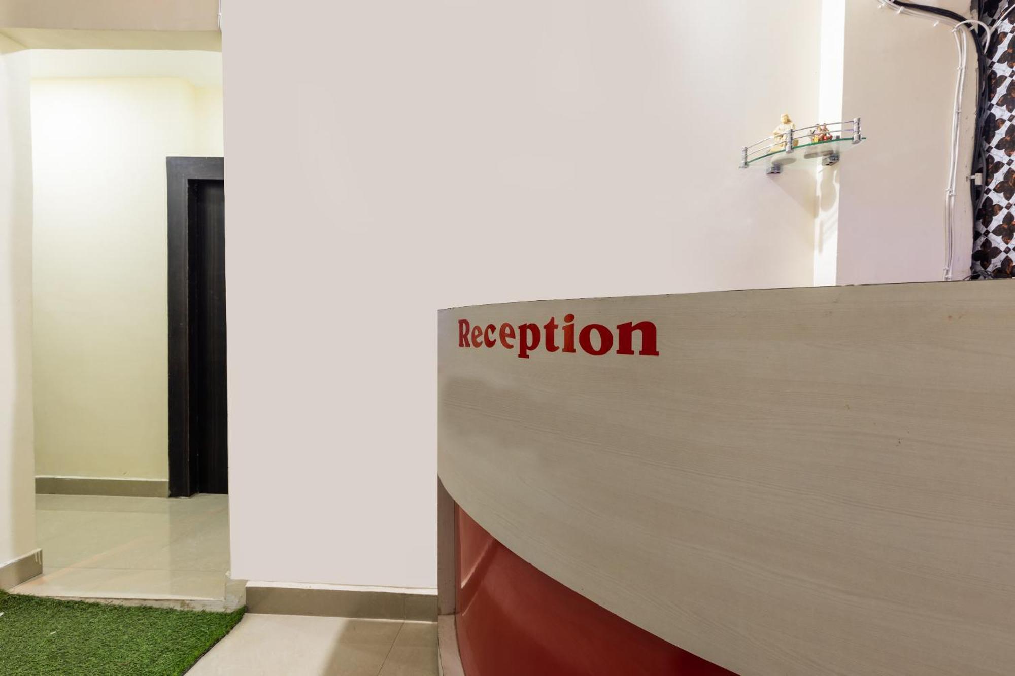 Hotel O Palash House Бопал Екстериор снимка